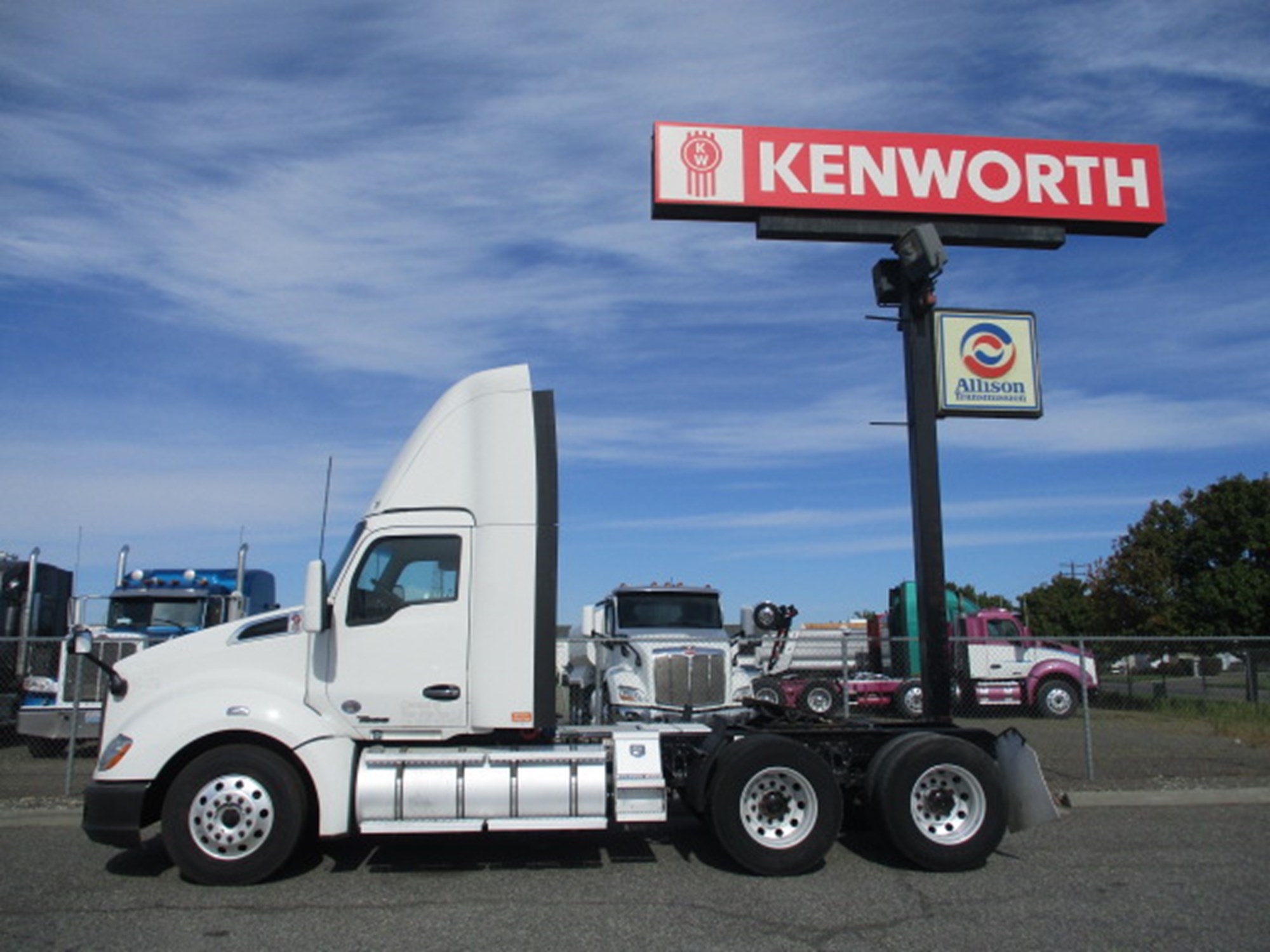 2020 Kenworth T680 in Pasco, WA — photo 3
