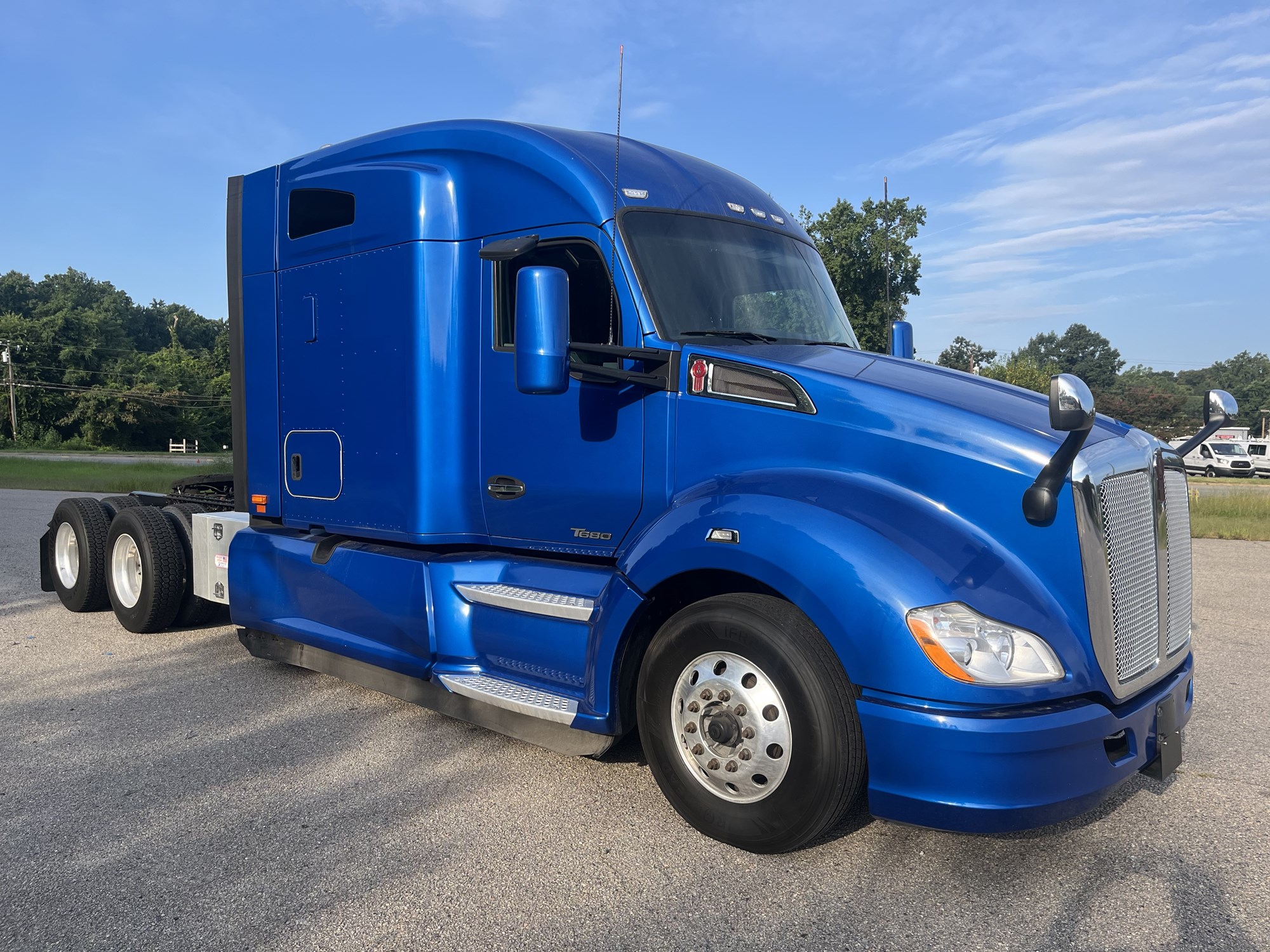 2021 Kenworth T680 in Richmond, VA — photo 3