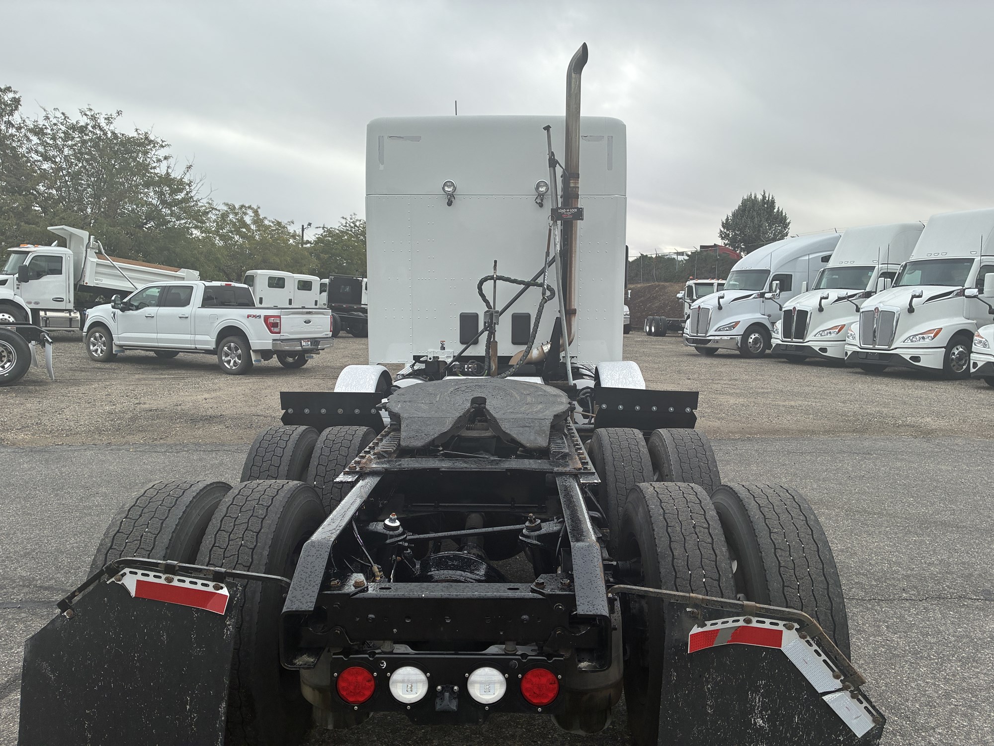 2021 Kenworth T680 - image 4 of 6