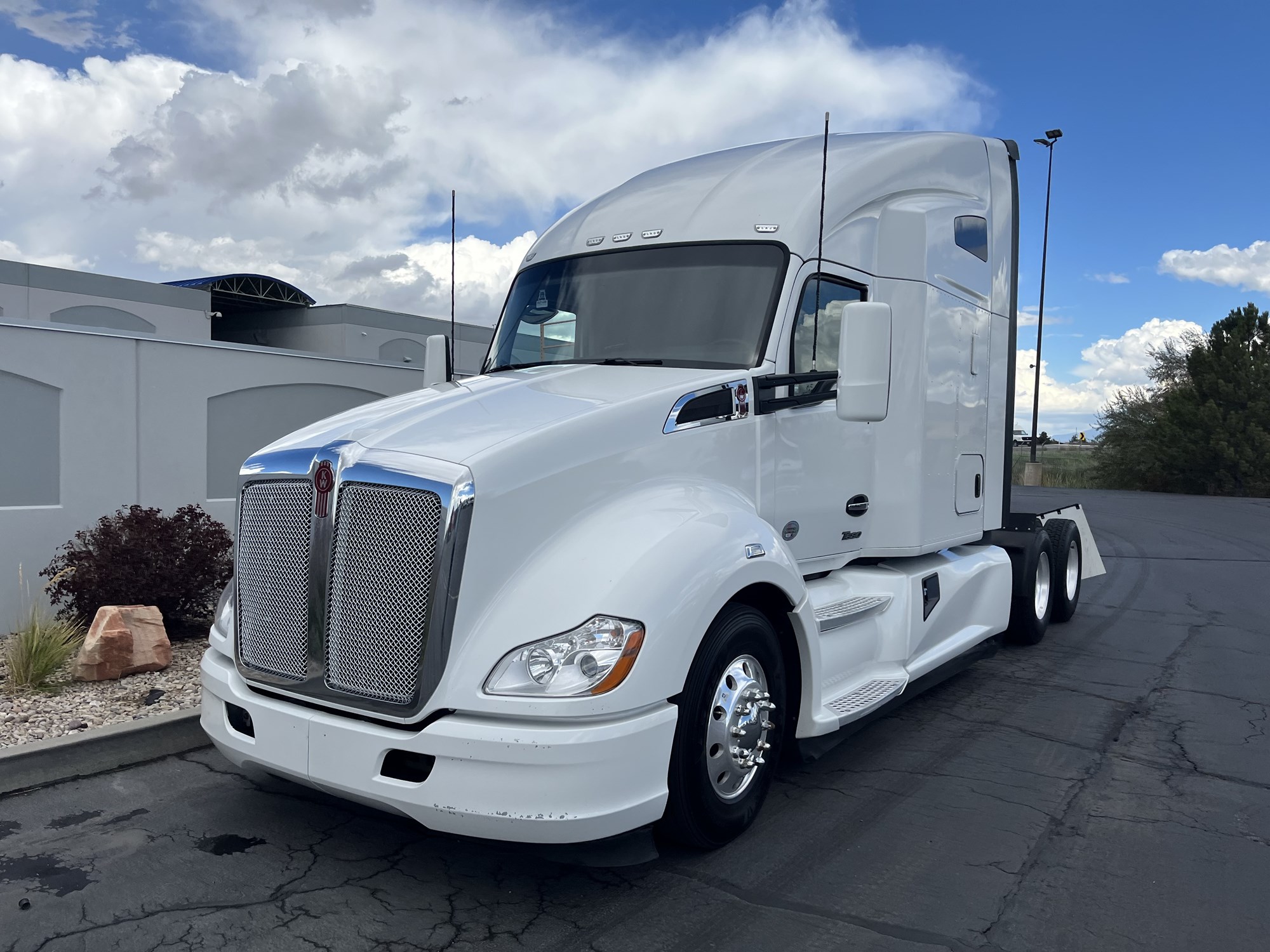 2022 Kenworth T680 in Salt Lake, UT