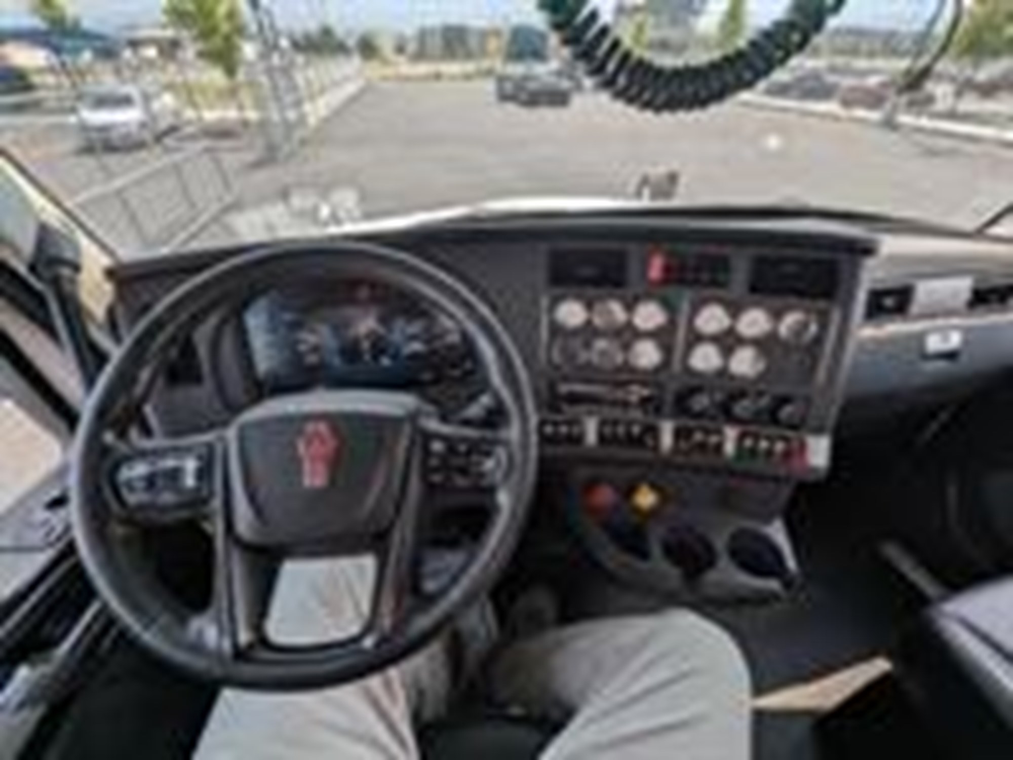 2022 Kenworth T880 in Spokane, WA — photo 4