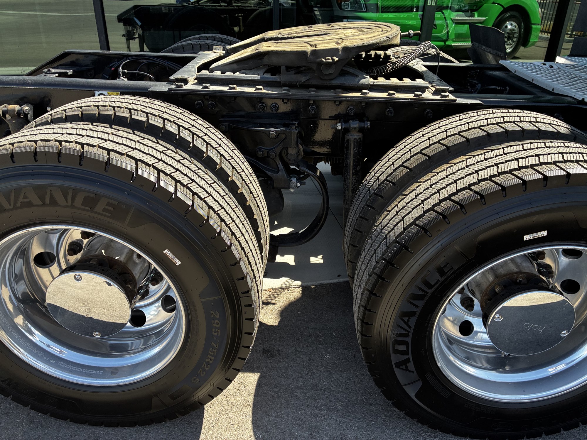 2022 Kenworth T680 in Las Vegas, NV — photo 4