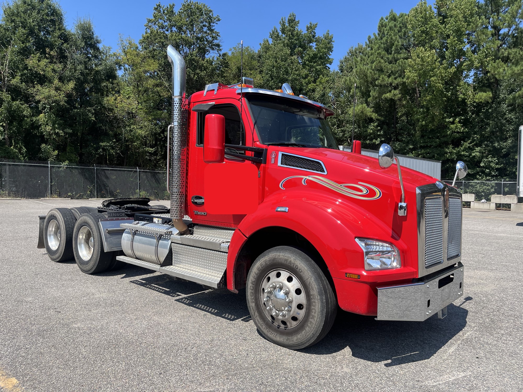 2023 Kenworth T880 in Richmond, VA — photo 3