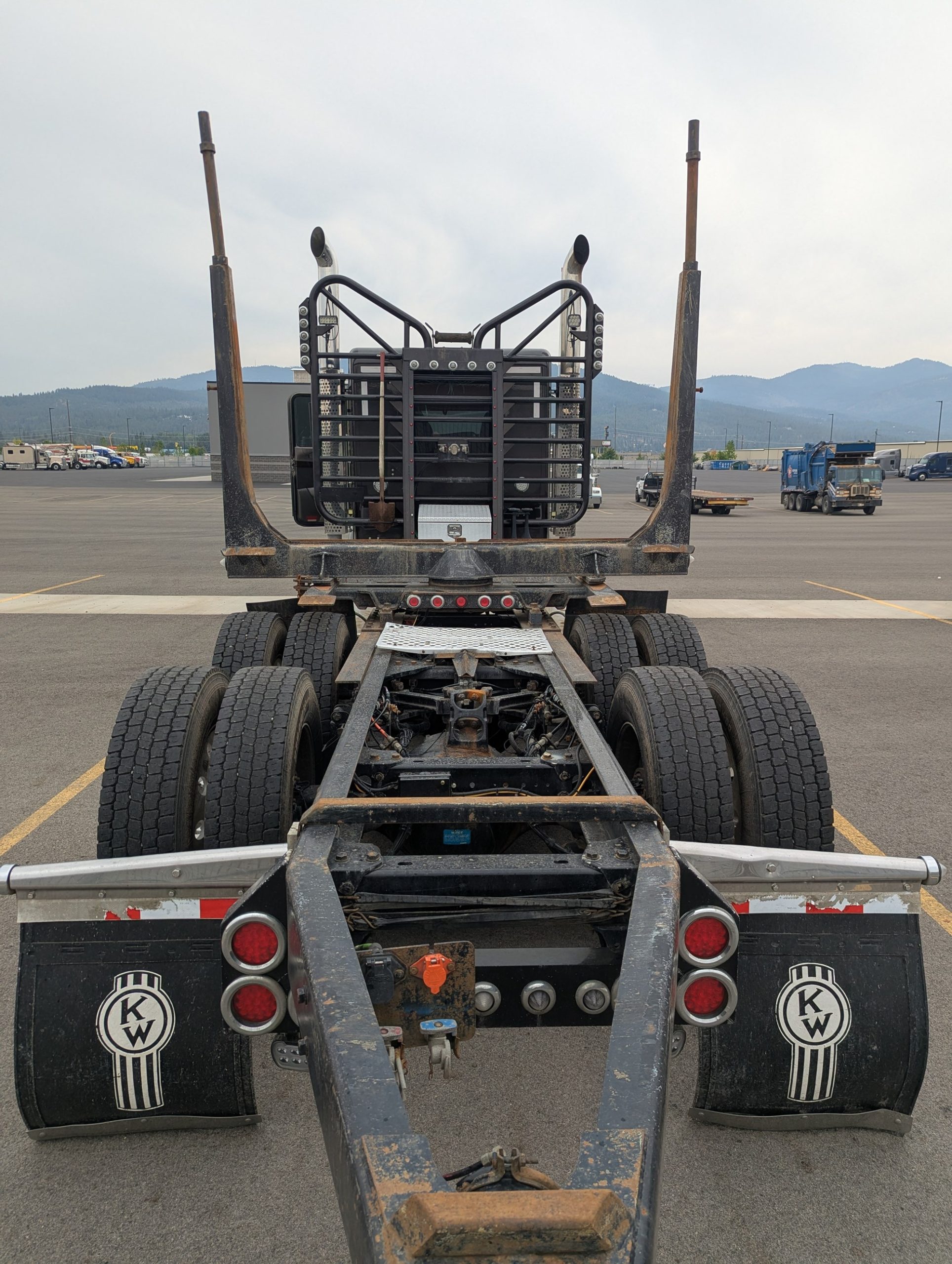 2023 Kenworth W900 in Lewiston, ID — photo 3