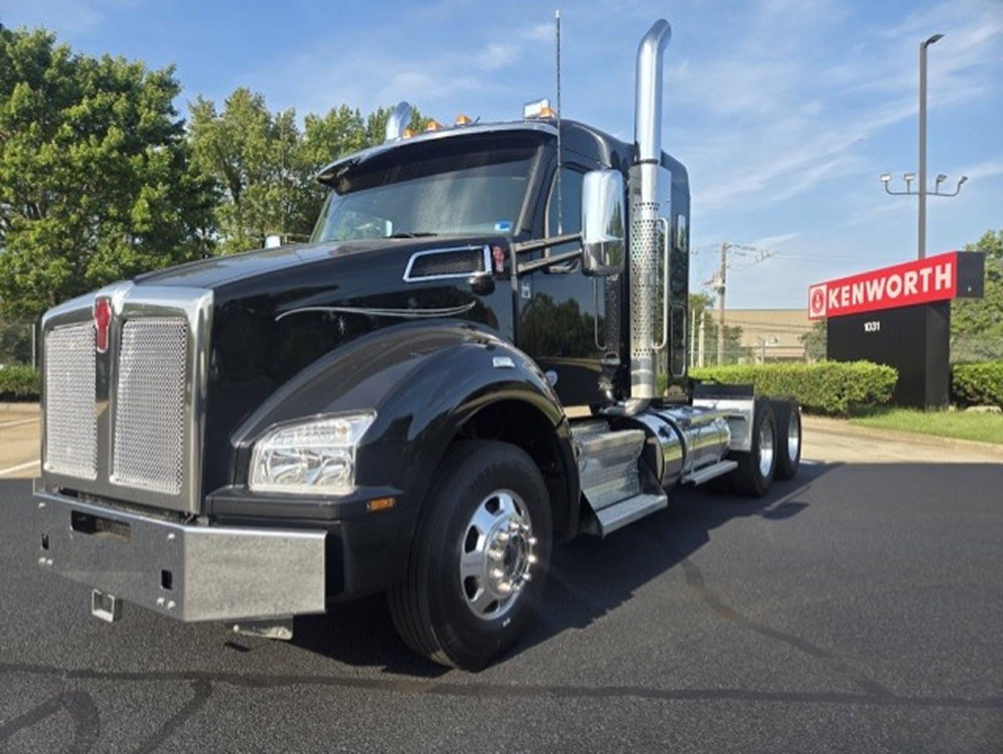 2024 Kenworth T880 in Chesapeake, VA — photo 2