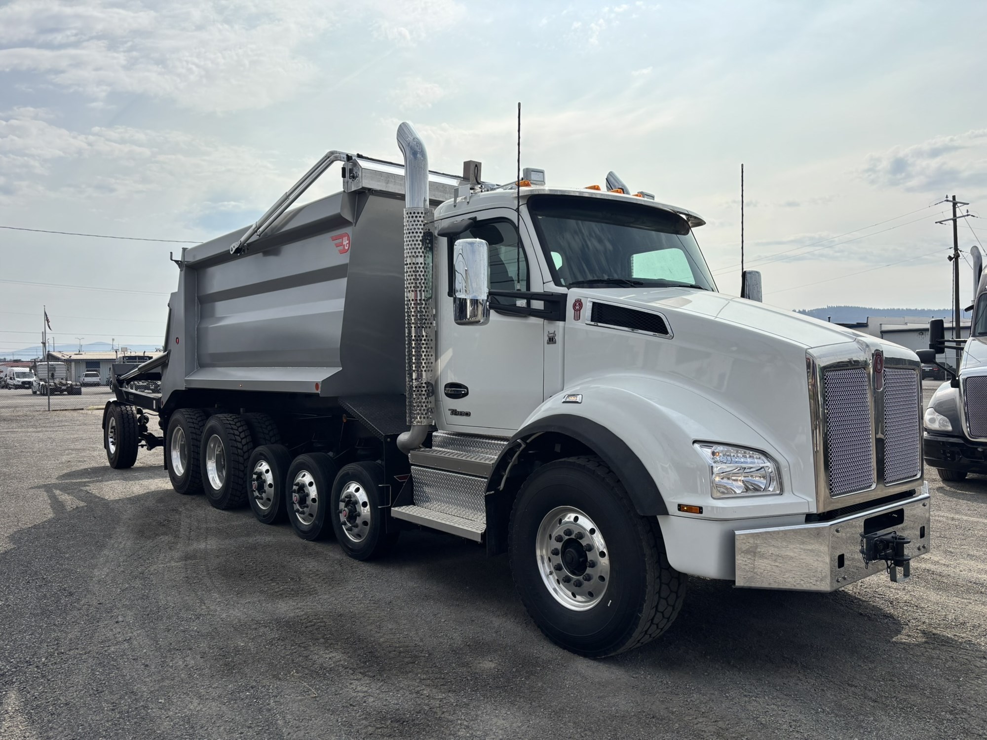 2026 Kenworth T880 in Spokane, WA — photo 4