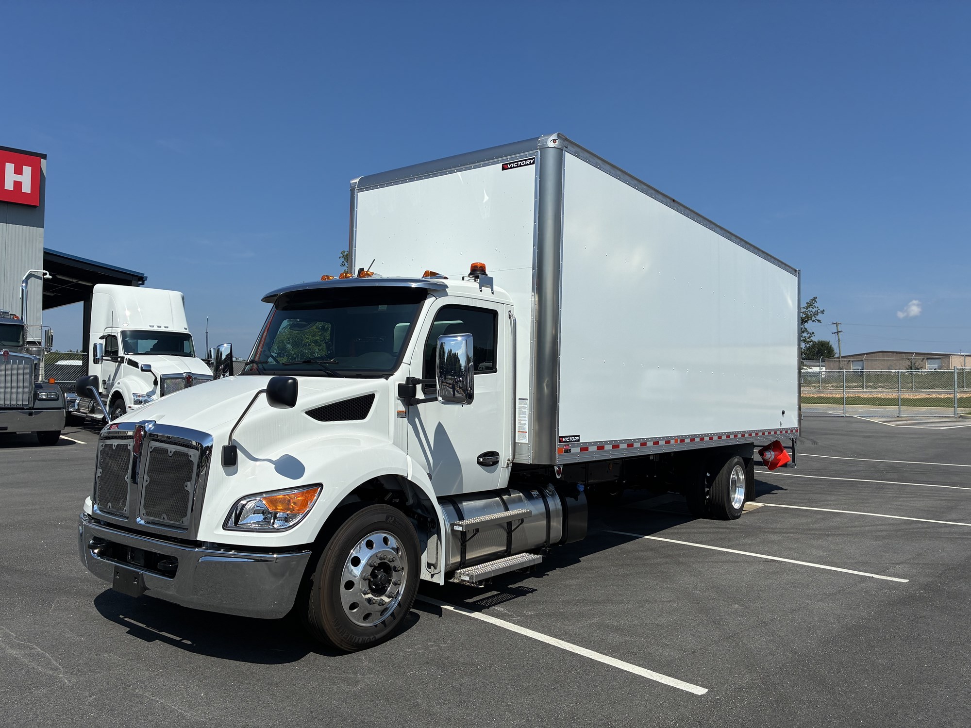 2026 Kenworth T280