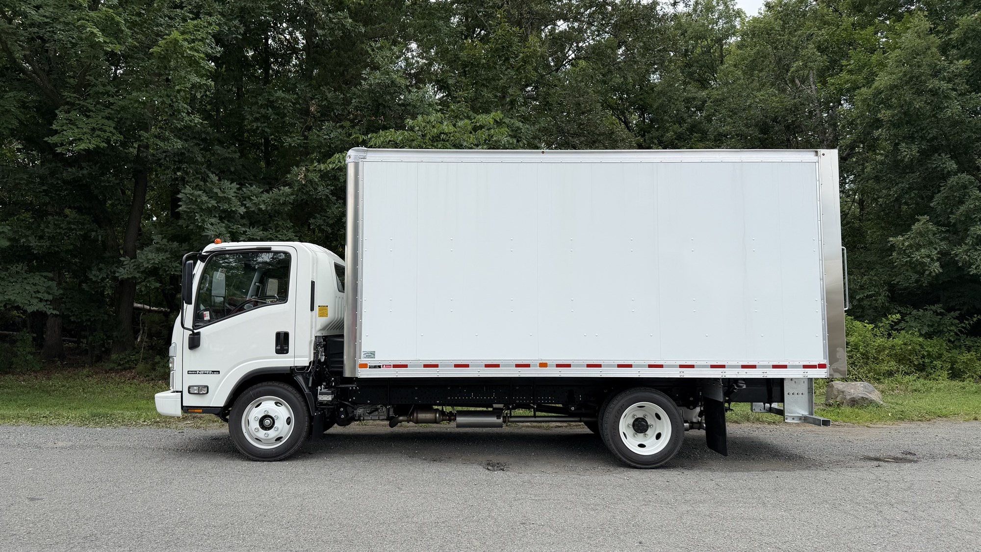 2026 Isuzu NPRGASHD 1F3 2026 Isuzu NPRGASHD 1F3 - image 2 of 6