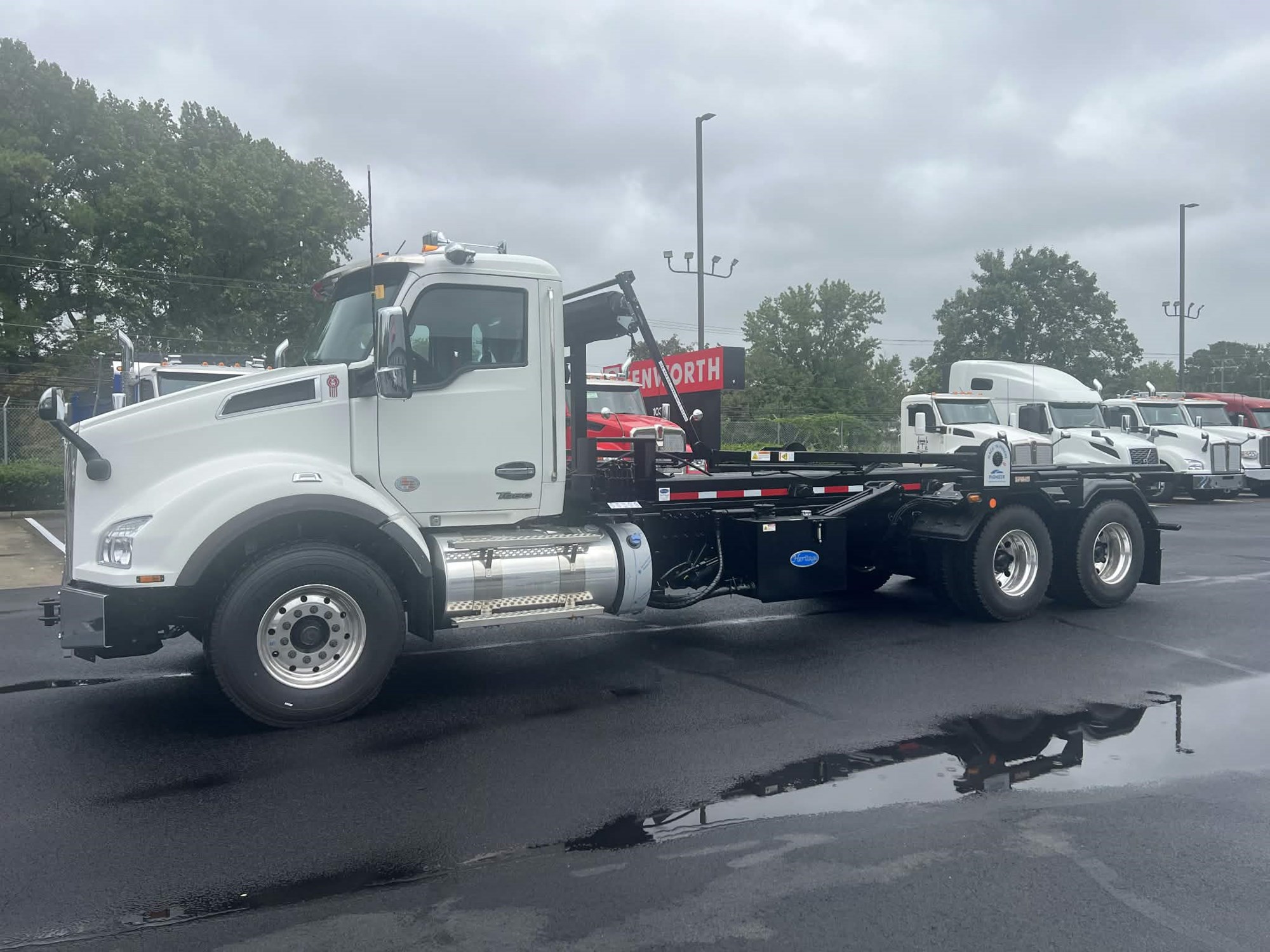 2027 Kenworth T880 in Chesapeake, VA
