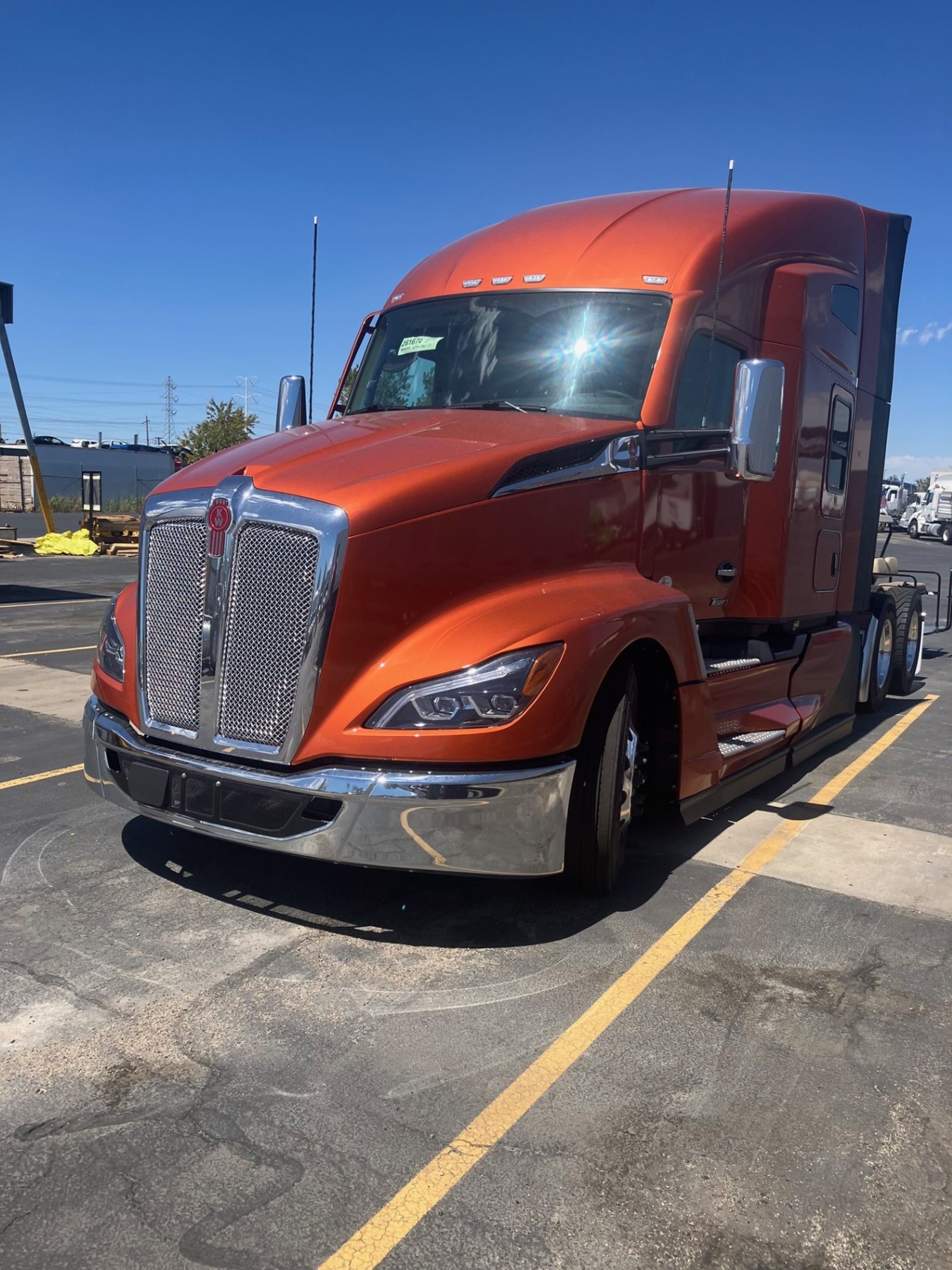 2027 Kenworth T680 in Salt Lake, UT — photo 2