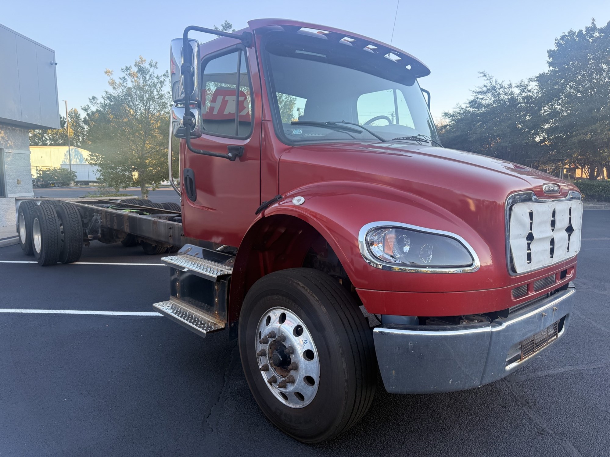 2020 Freightliner eM2 in Chesapeake, VA — photo 3
