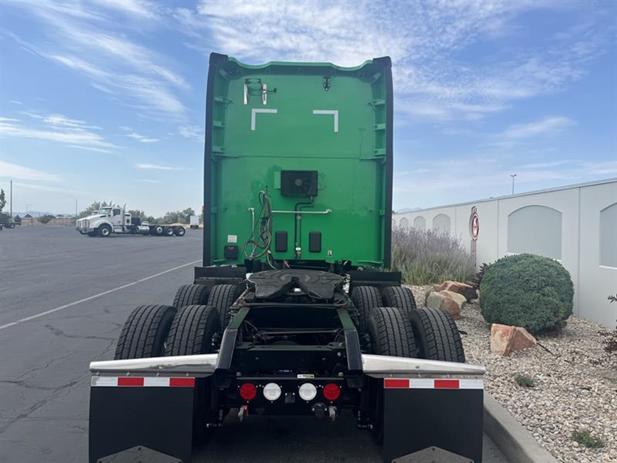 2022 Kenworth T680 in Salt Lake, UT — photo 5