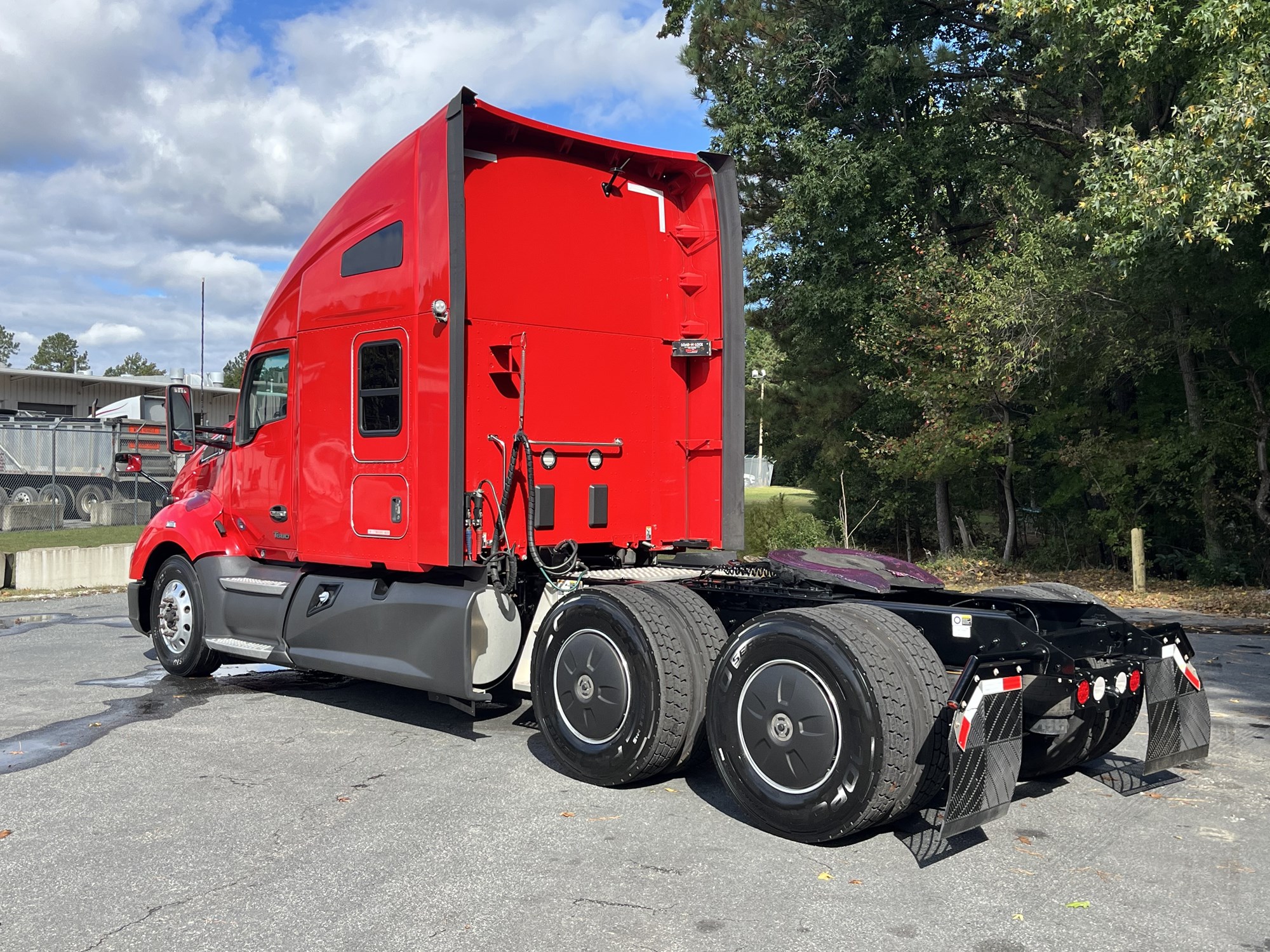 2022 Kenworth T680 in Richmond, VA — photo 5