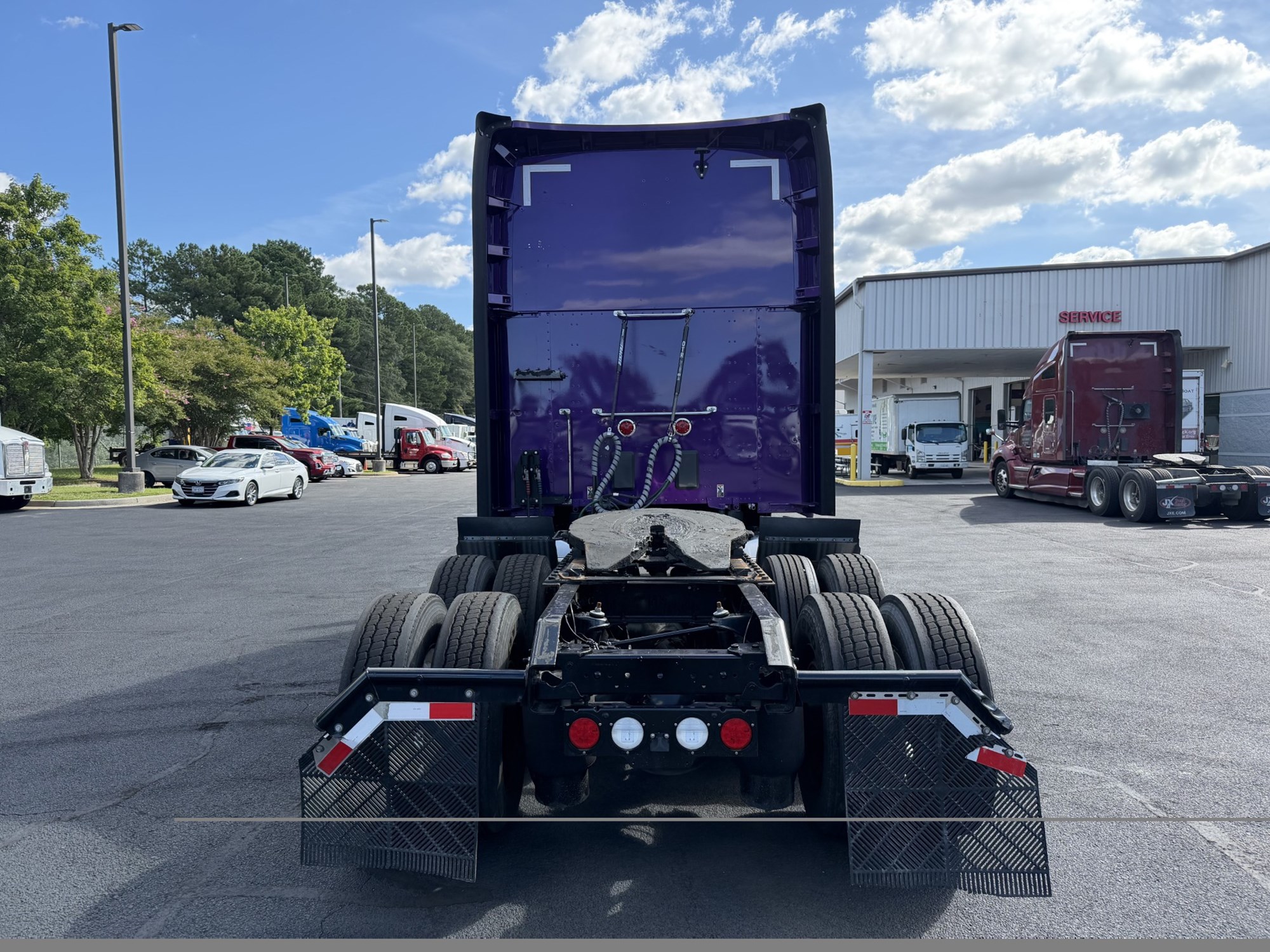 2022 Kenworth T680 in Richmond, VA — photo 4