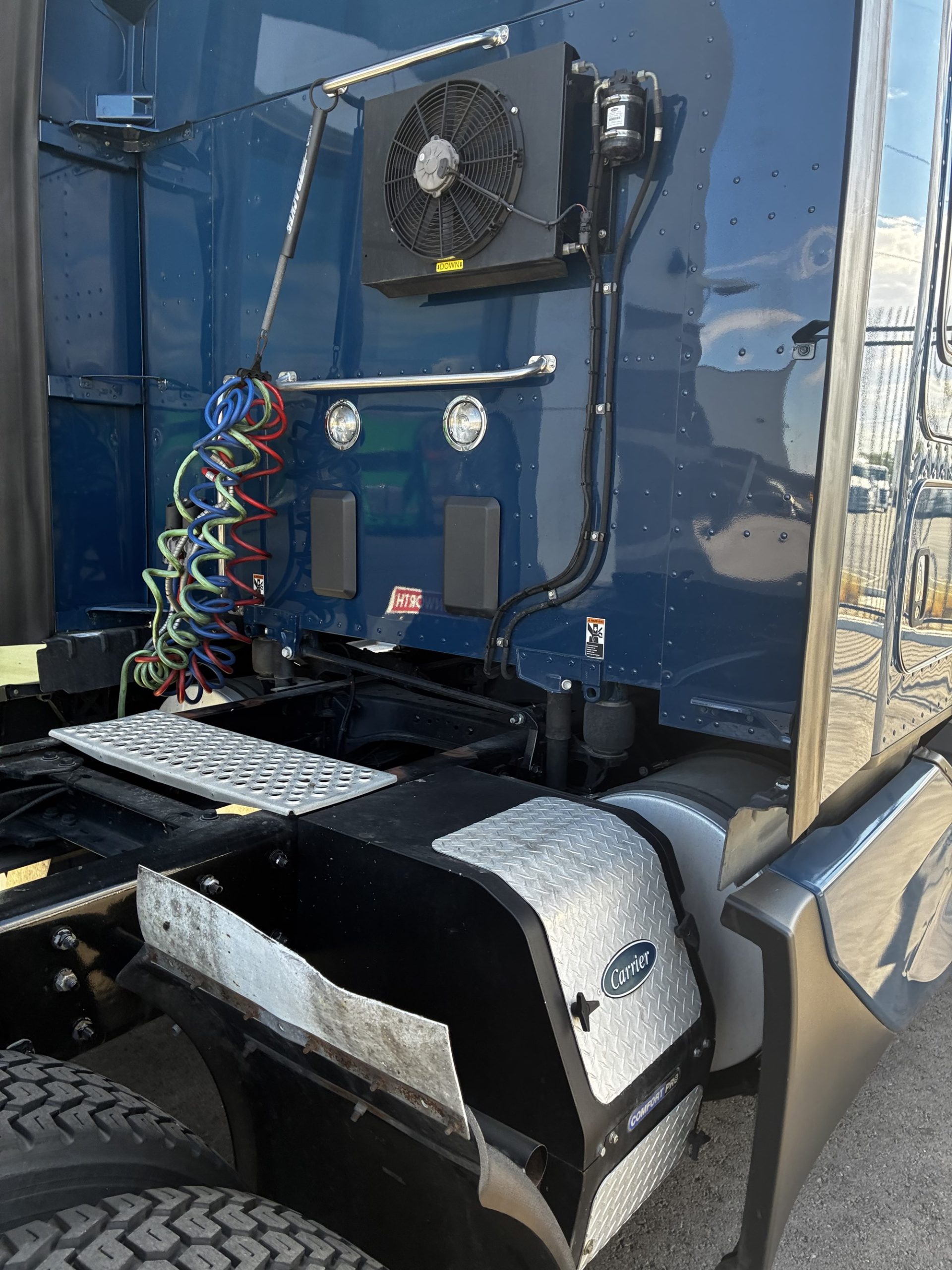 2023 Kenworth T680 Next Gen - image 4 of 6