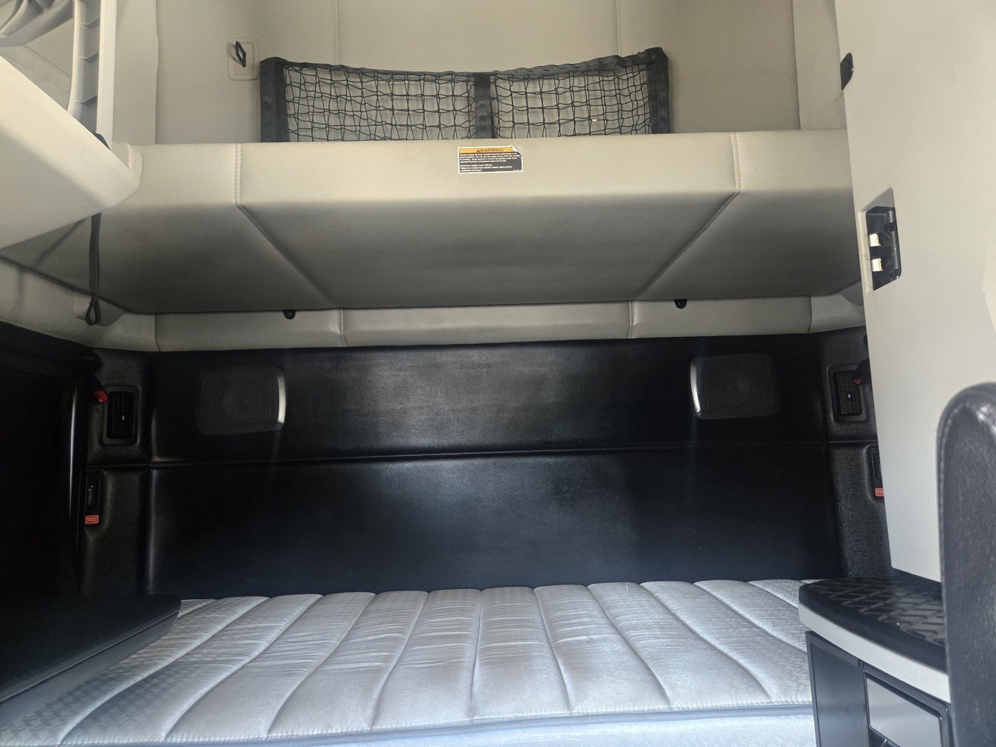 2023 Kenworth T680 in Chesapeake, VA — photo 6