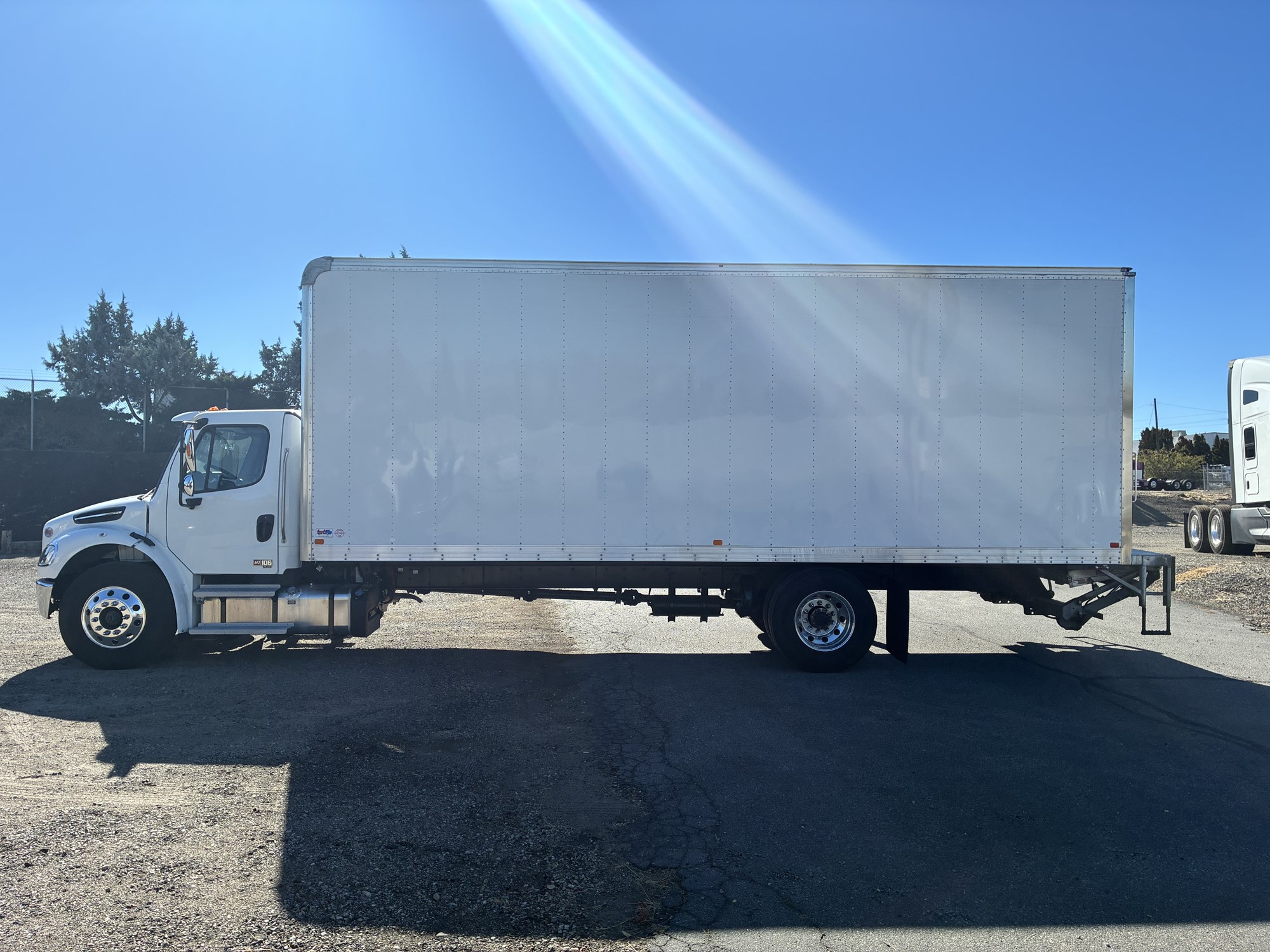 2025 Freightliner M2 106 in Boise, ID — photo 2