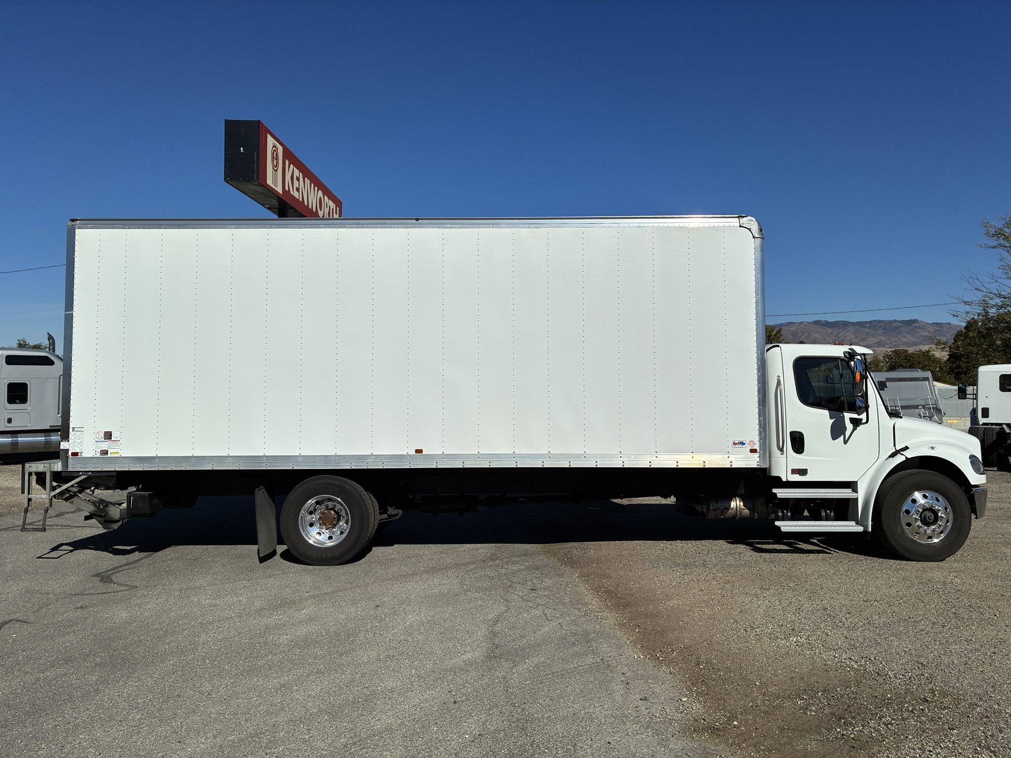 2025 Freightliner M2 106 in Boise, ID — photo 6