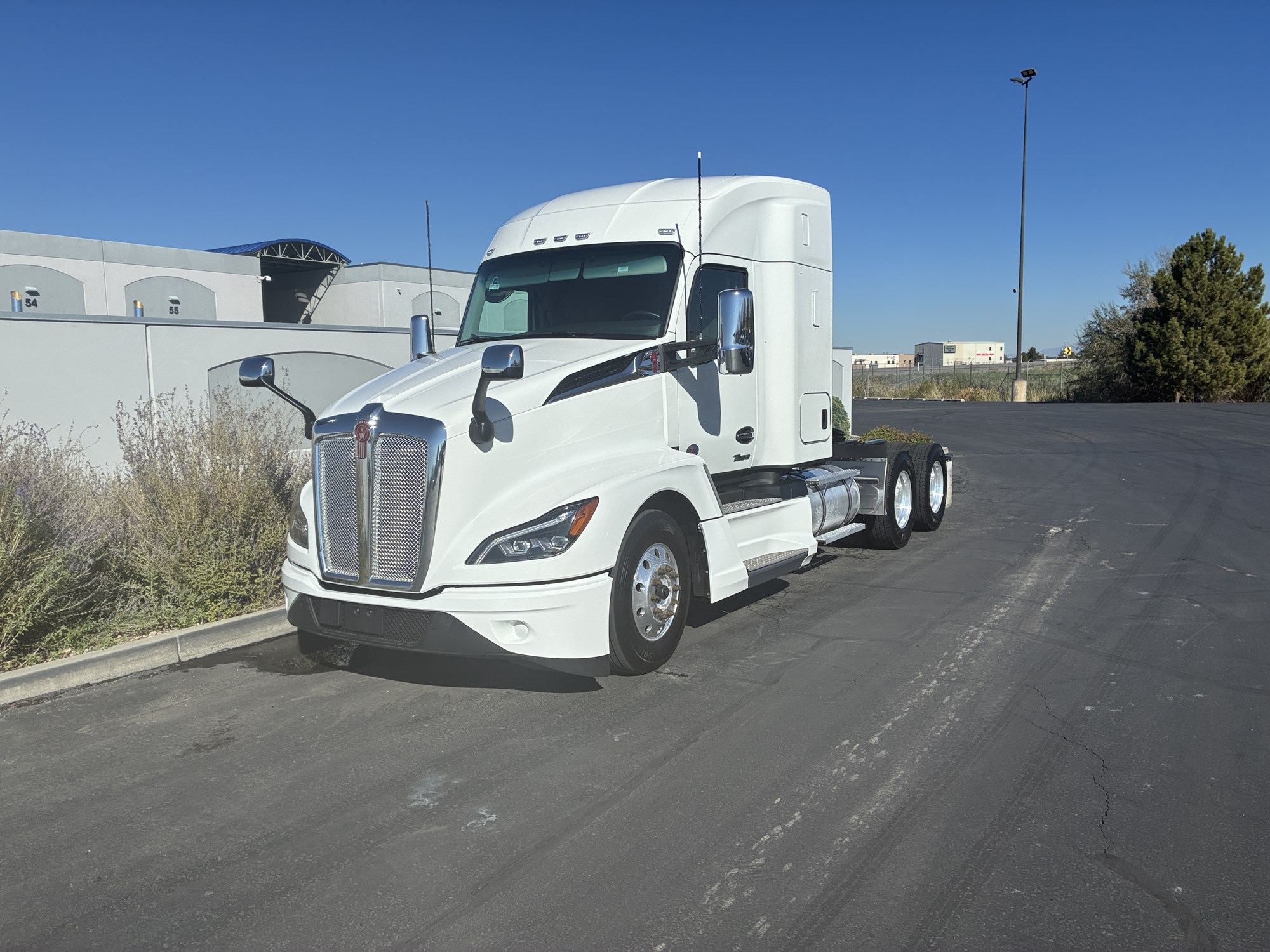 2025 Kenworth in Salt Lake, UT — photo 2