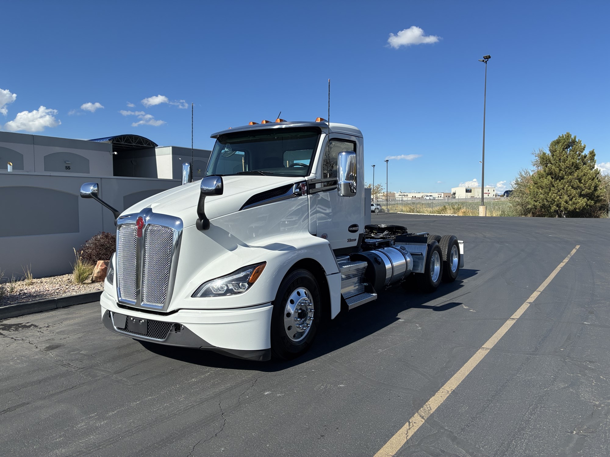 2025 Kenworth in Salt Lake, UT — photo 2