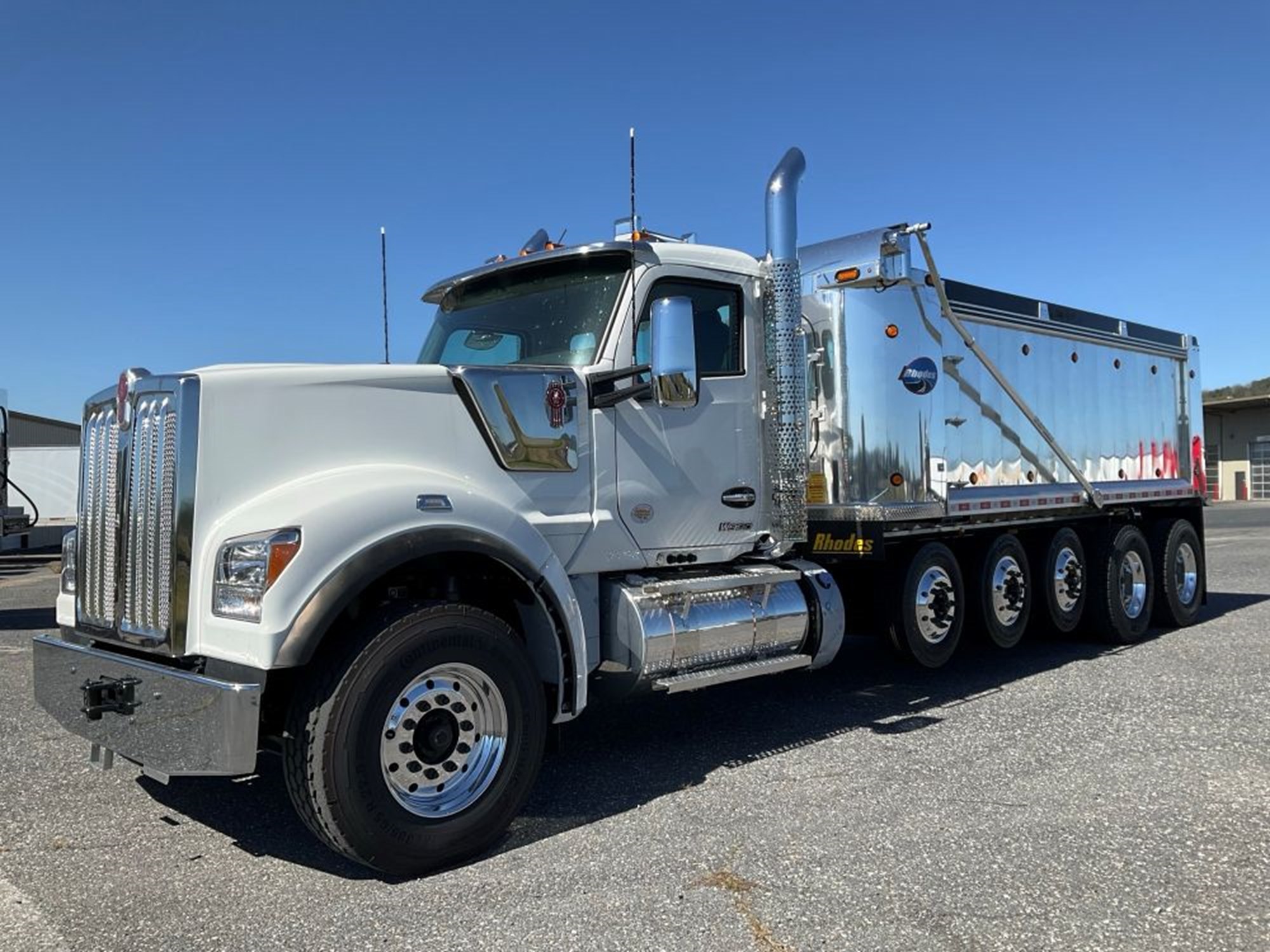 2027 Kenworth W990 in Ashland, VA
