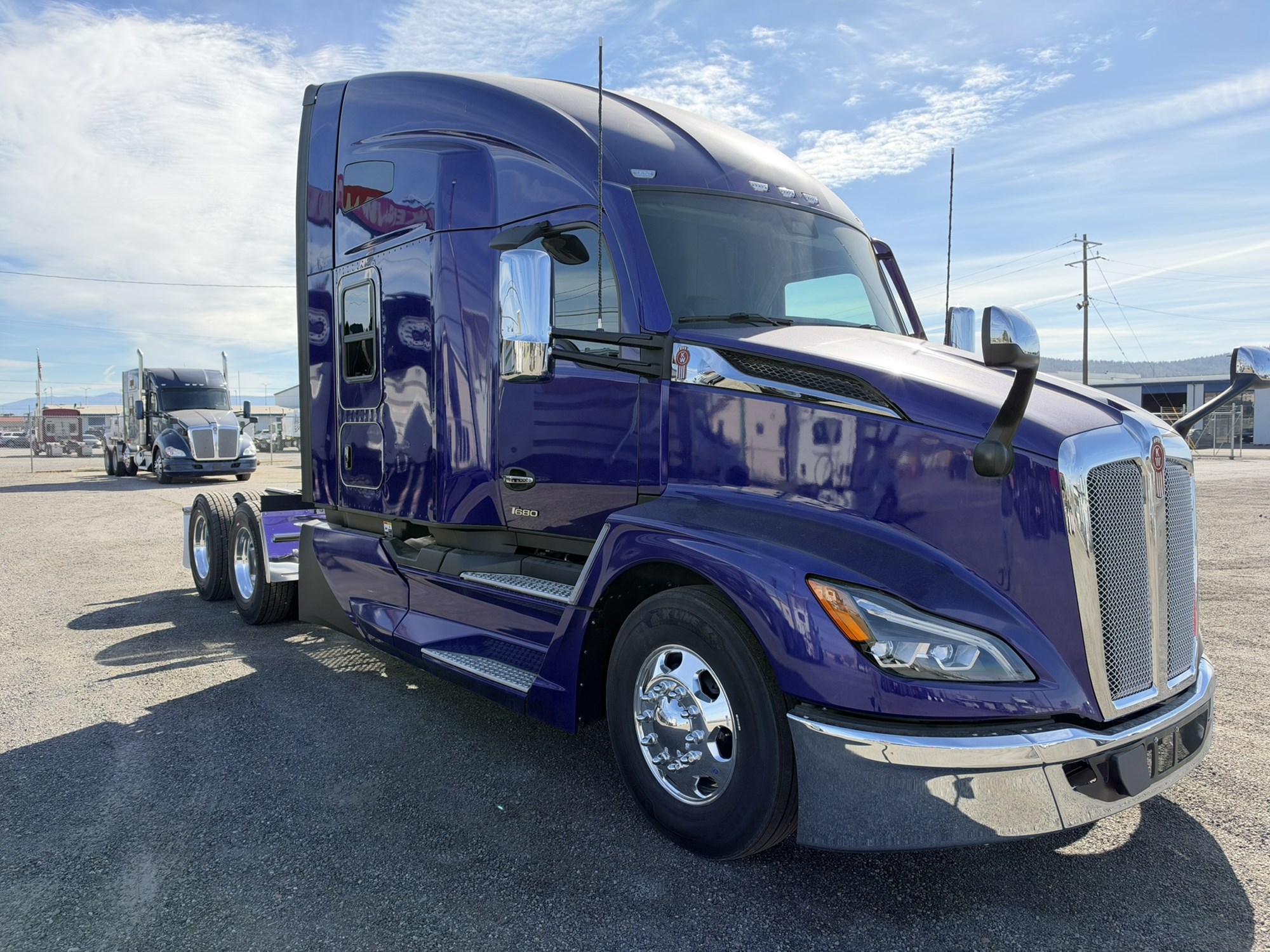 2027 Kenworth T680 Next Gen 2027 Kenworth T680 Next Gen - image 4 of 6