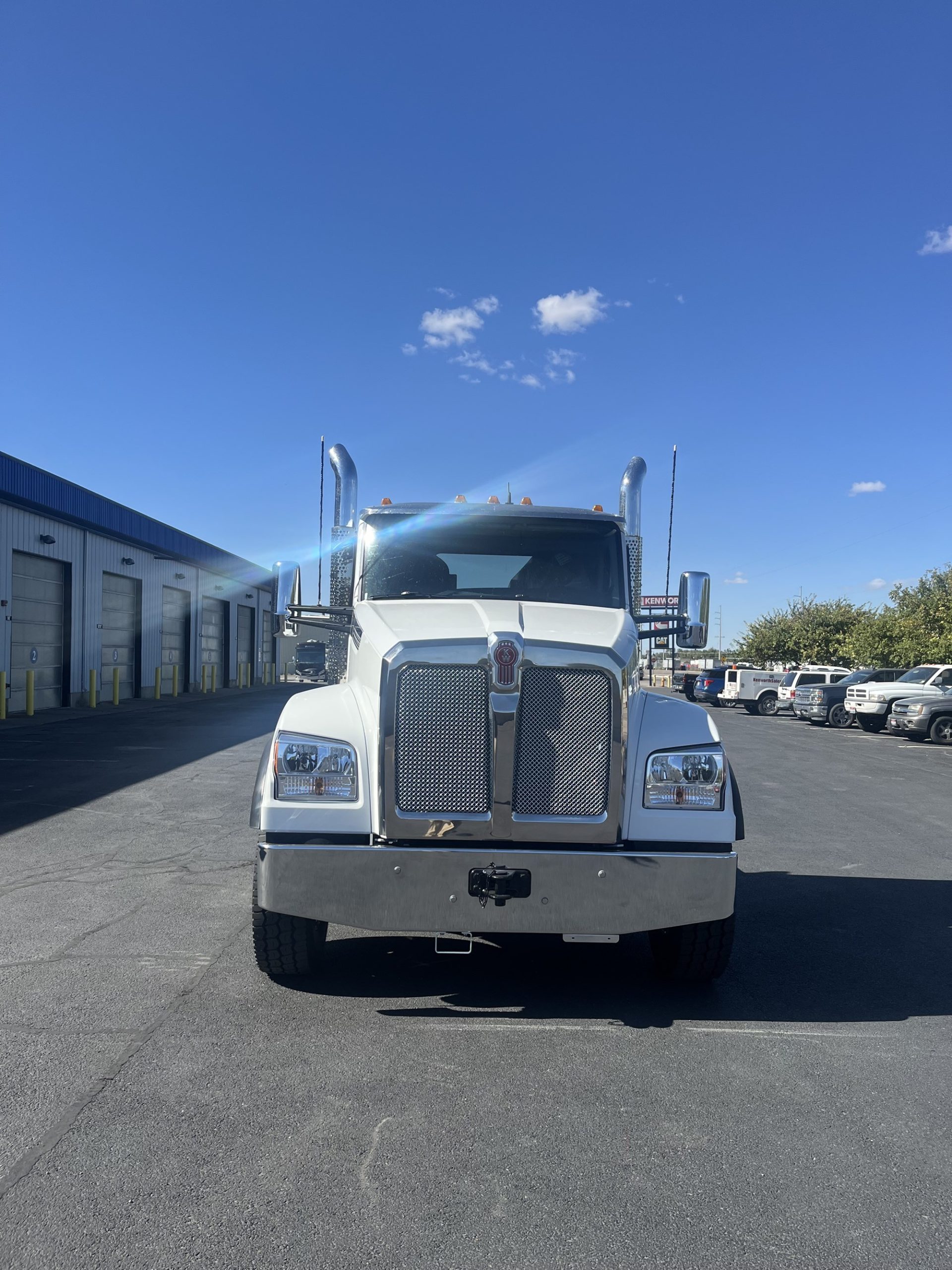 2027 Kenworth T880 in Pocatello, ID — photo 2